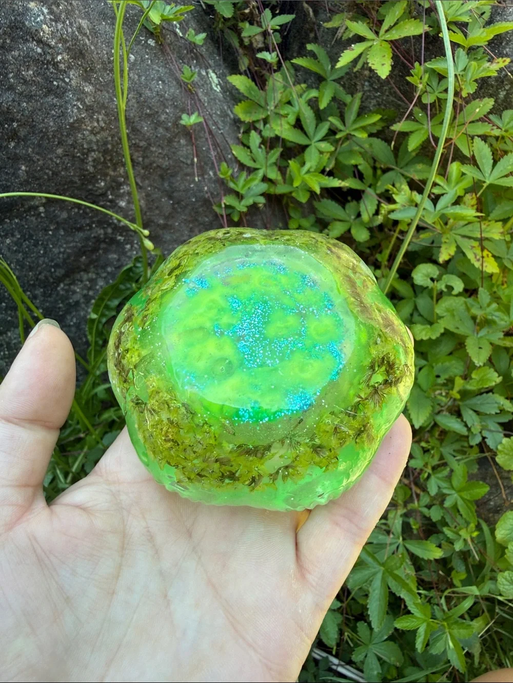 Green resin floral Lotus glow in the dark candle holder
